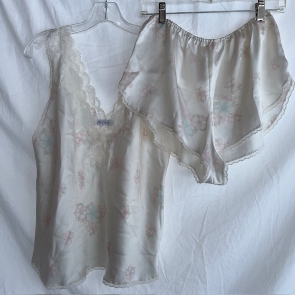 Miss Elaine Baby Doll 2 Piece Set Sleepware Top and Bottom Size Large